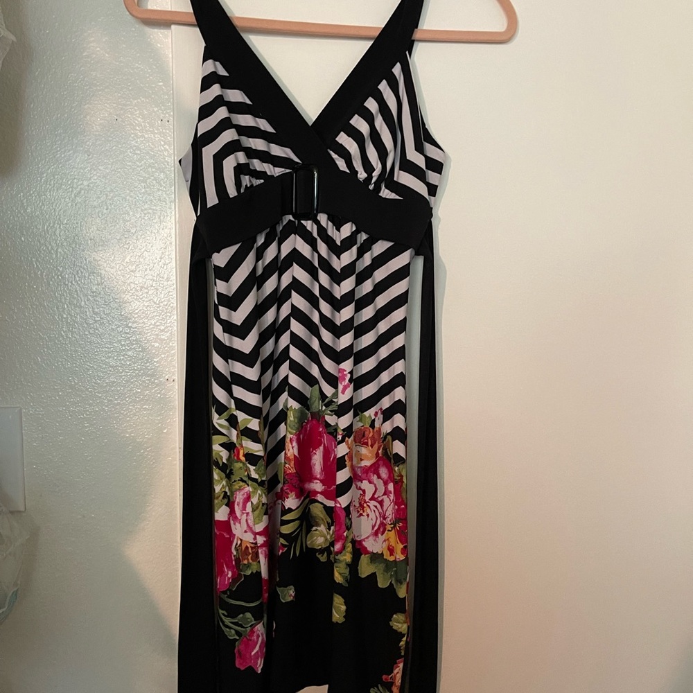 EUC Carole little Beautiful black and white striped floral dress